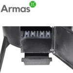 Kazanu krāsns ar durvīm un skursteni