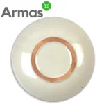 Uzbeku keramikas šķīvja aizmugure ar dabīgu glazūru